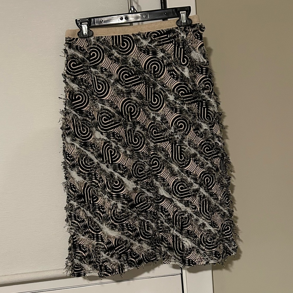 Odeeh Skirt